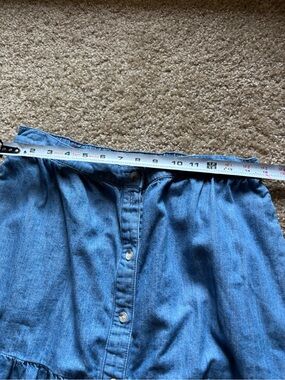 NYDJ Light Blue Denim Skirt with Elastic Waist Sz Sm but runs Medium.